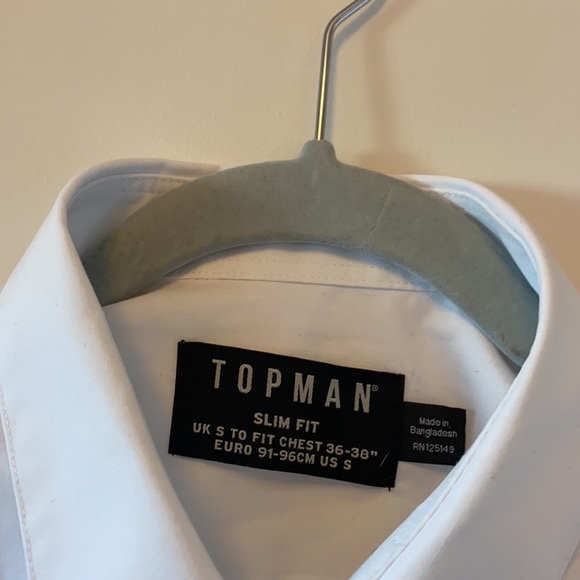 It’s too small for me to wear - Picture 2 of 3